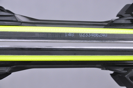 NARTY UŻYWANE VOLKL RACETIGER SC 23/24 + VMotion 12 148 cm NRC340