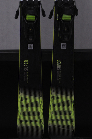 NARTY UŻYWANE HEAD SUPER JOY 22/23 + JOY 11 158 cm NRB918