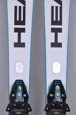 NARTY UŻYWANE HEAD WORLDCUP e.XSR + PR 11 24/25 156 cm NRC931