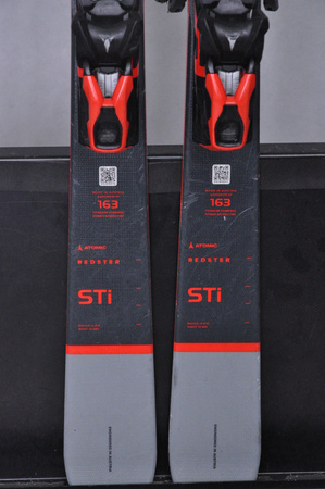 NARTY UŻYWANE ATOMIC REDSTER STI + M 12 22/23 163 cm NRC603