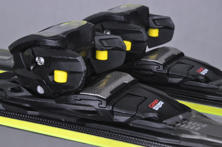 NARTY UŻYWANE VOLKL RACETIGER SC 24/25 + VMotion 12 153 cm NRC839