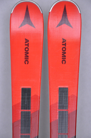 NARTY UŻYWANE ATOMIC REDSTER S8 + X12 GW 23/24 156 cm NRC681