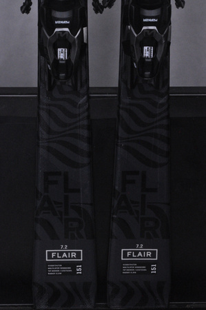 NARTY UŻYWANE VOLKL FLAIR 7.2 21/22 + FDT 10 151 cm NRC1160