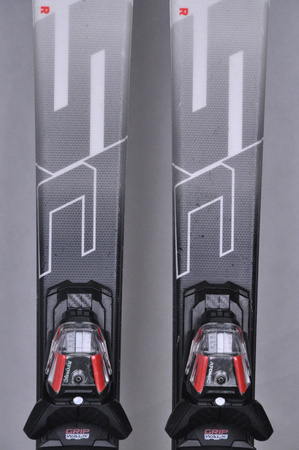 NARTY UŻYWANE ATOMIC REDSTER SC + M10 23/24 154 cm NRC481