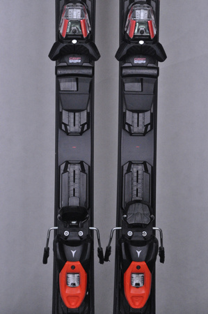 NARTY UŻYWANE ATOMIC REDSTER RX + M10 23/24 163 cm NRC1060