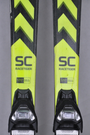 NARTY UŻYWANE VOLKL RACETIGER SC 23/24 + VMotion 12 158 cm NRC822