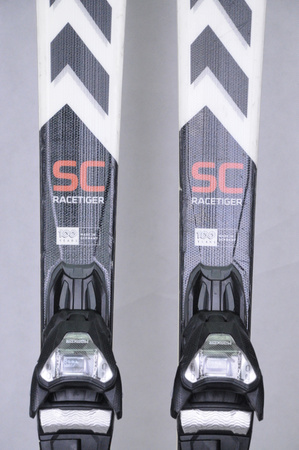 NARTY UŻYWANE VOLKL RACETIGER SC 23/24 + VMotion 12 158 cm NRC333