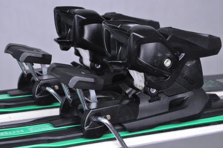 NARTY UŻYWANE HEAD SUPERSHAPE E. MAGNUM + Head PRD12 24/5 156 cm NRC251
