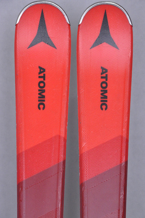 NARTY UŻYWANE ATOMIC REDSTER RX + M10 23/24 149 cm NRC1061