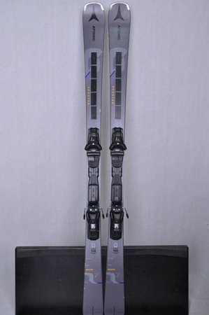 NARTY UŻYWANE REDSTER Q7 + M10 22/23 168 cm NRC586