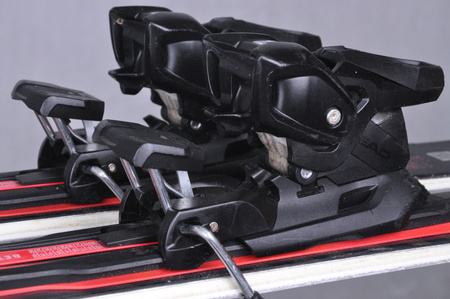 NARTY UŻYWANE HEAD SUPERSHAPE ERALLY + PRD12 24/25 170 cm NRC518