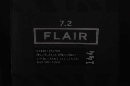 NARTY UŻYWANE VOLKL FLAIR 7.2 21/22 + FDT 10 144 cm NRC1168