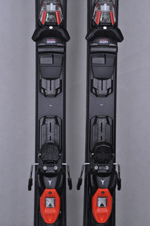 NARTY UŻYWANE ATOMIC REDSTER SC + M10 23/24 175 cm NRC504