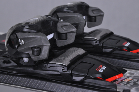 NARTY UŻYWANE VOLKL DEACON 7.2 + FTD 10 23/24 151 cm NRC1195