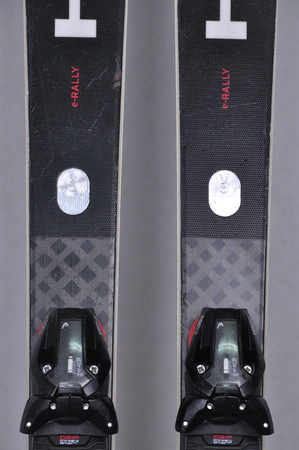 NARTY UŻYWANE HEAD SUPERSHAPE ERALLY + PRD12 24/25 170 cm NRC516