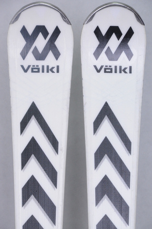 NARTY UŻYWANE VOLKL RACETIGER SC 23/24 + VMotion 12 153 cm NRC330