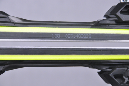 NARTY UŻYWANE VOLKL RACETIGER SC 23/24 + VMotion 12 158 cm NRC345