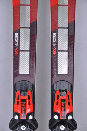 NARTY UŻYWANE ATOMIC REDSTER G9 + X12GW 24/25 177 cm NRC997
