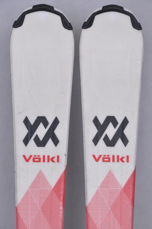 NARTY UŻYWANE VOLKL DEACON 7.2 + FTD 10 21/22 144 cm NRC1150