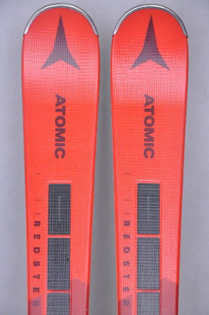 NARTY UŻYWANE ATOMIC REDSTER S8 + X12 GW 23/24 149 cm NRC138