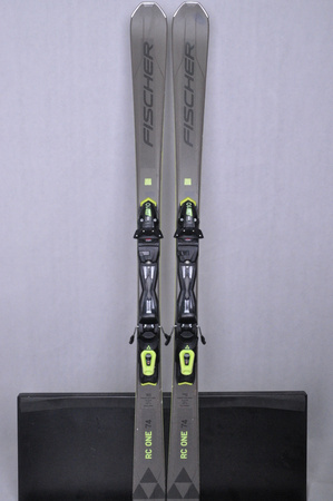 NARTY UŻYWANE FISCHER RC ONE 74 22/23 + RS10 160 cm NRC1021