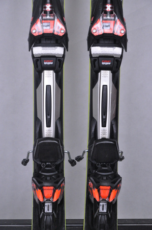 NARTY UŻYWANE VOLKL RACETIGER SL + VMotion 12 22/23 150 cm NRC643