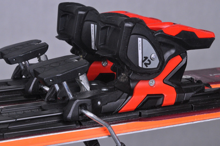 NARTY UŻYWANE ATOMIC REDSTER S7 + M12 GW 23/24 170 cm NRC727