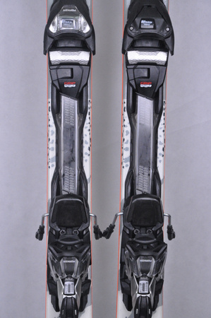 NARTY UŻYWANE VOLKL DEACON 75 + Motion 12 23/24 175 cm NRC137