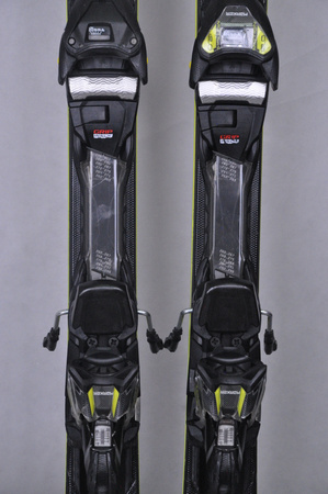 NARTY UŻYWANE VOLKL RACETIGER SC 24/25 + VMotion 12 158 cm NRC817