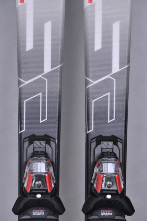 NARTY UŻYWANE ATOMIC REDSTER SC + M10 23/24 154 cm NRC473