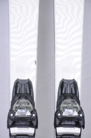 NARTY UŻYWANE VOLKL FLAIR SC 23/24 + Marker VMOTION 11 153 cm NRC292