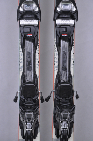 NARTY UŻYWANE VOLKL DEACON 75 + Motion 12 23/24 168 cm NRC131