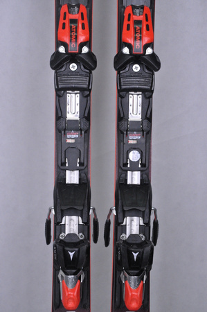 NARTY UŻYWANE ATOMIC REDSTER G9 + X12GW 23/24 177 cm NRC994