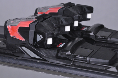 NARTY UŻYWANE ATOMIC REDSTER RX + M10 23/24 149 cm NRC1061