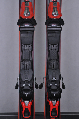 NARTY UŻYWANE ATOMIC REDSTER S7 + M12 GW 23/24 156 cm NRC718