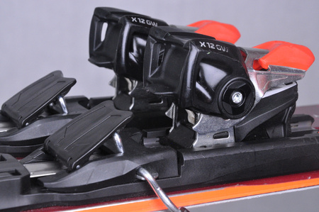 NARTY UŻYWANE ATOMIC REDSTER S8 + X12 GW 23/24 149 cm NRC140
