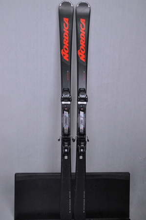 NARTY UŻYWANE NORDICA SPITFIRE 73 24/25 + Marker TP2 10 174 cm NRC911