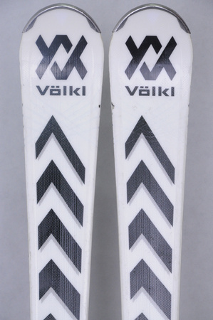 NARTY UŻYWANE VOLKL RACETIGER SC 23/24 + VMotion 12 148 cm NRC327
