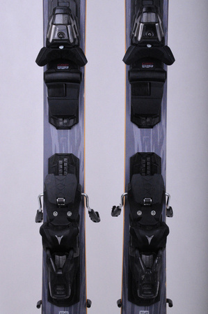 NARTY UŻYWANE REDSTER Q6 + Atomic M12 21/22 155 cm NRA346