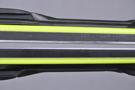 NARTY UŻYWANE VOLKL RACETIGER SC 23/24 + VMotion 12 165 cm NRC347