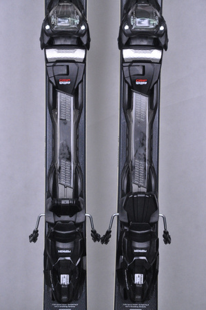NARTY UŻYWANE VOLKL RACETIGER SRC + Motion 10 24/25 168 cm NRC227