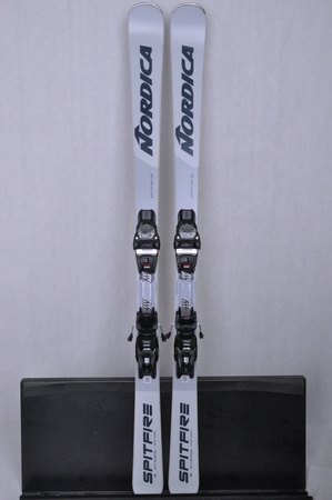 NARTY UŻYWANE NORDICA SPITFIRE CA 24/25 + Marker TP2 10 156 cm NRC633