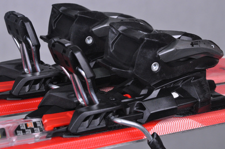 NARTY UŻYWANE VOLKL DEACON 7.2 + FTD 10 21/22 158 cm NRC1127