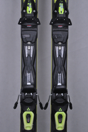 NARTY UŻYWANE FISCHER RC4 SUPERIOR TI 23/24 + Z11 175 cm NRC760