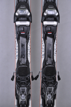 NARTY UŻYWANE VOLKL DEACON 75 + Motion 12 23/24 154 cm NRC123