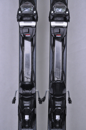NARTY UŻYWANE VOLKL RACETIGER SRC + Motion 10 24/25 173 cm NRC231
