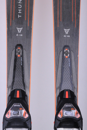 NARTY UŻYWANE BLIZZARD THUNDERBIRD R15 + TPX 12 23/24 160 cm NRB316