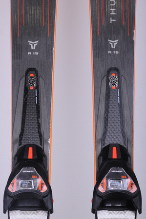 NARTY UŻYWANE BLIZZARD THUNDERBIRD R15 + TPX 12 23/24 165 cm NRB329