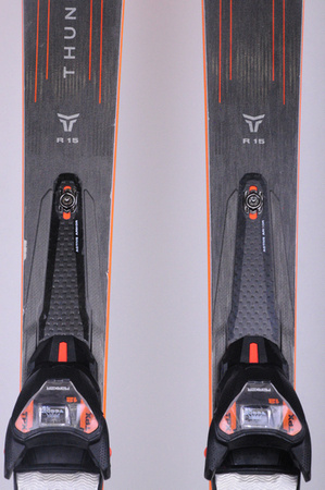 NARTY UŻYWANE BLIZZARD THUNDERBIRD R15 + TPX 12 23/24 170 cm NRB320