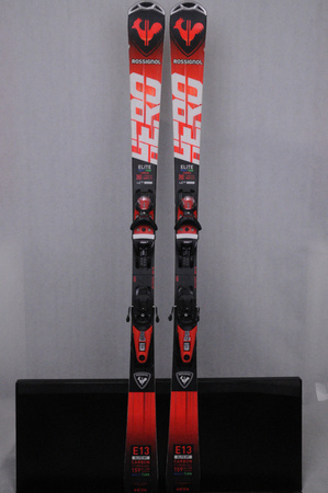 NARTY UŻYWANE ROSSIGNOL ELITE MT CARBON +  LOOK KONECT12 23/24 159 cm NRB700